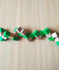 Snake Cube